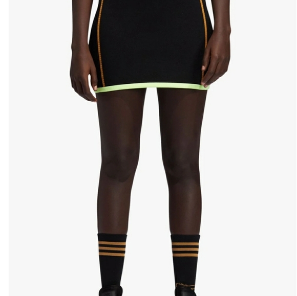 Ivy Park Skirt - Picture 1 of 3